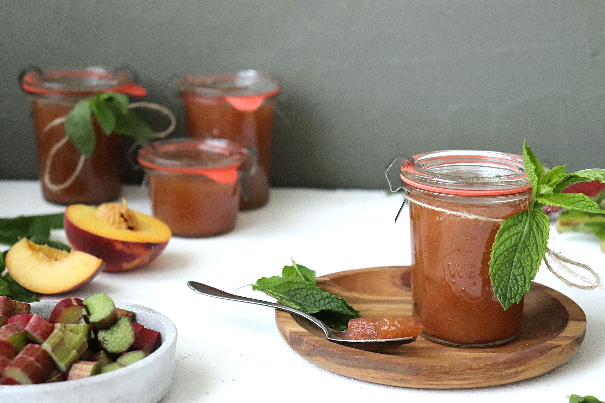 Rhabarber-Marmelade mit Pfirsich - Stylingkitchen