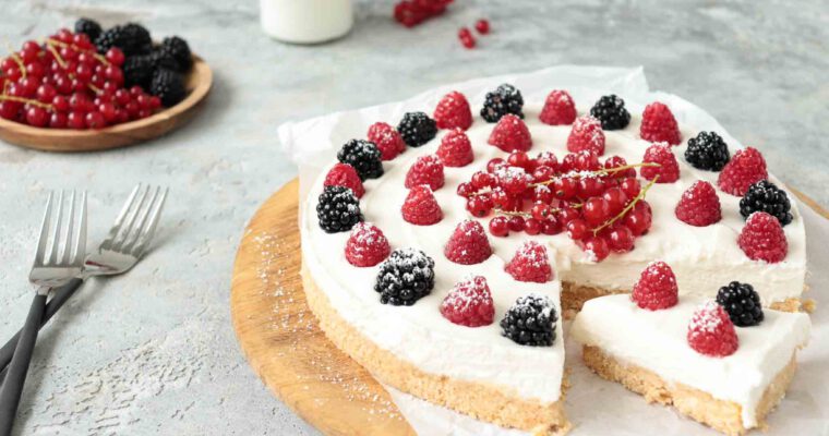 Cremiger Kuchen mit Früchten – No Bake